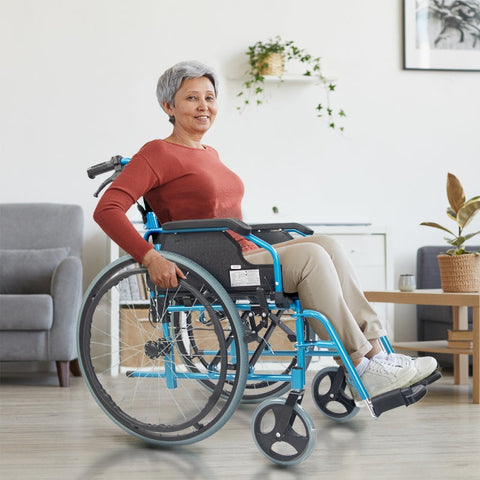 Sedia a rotelle pieghevole con schienale sdoppiato e braccioli pieghevoli colore blu